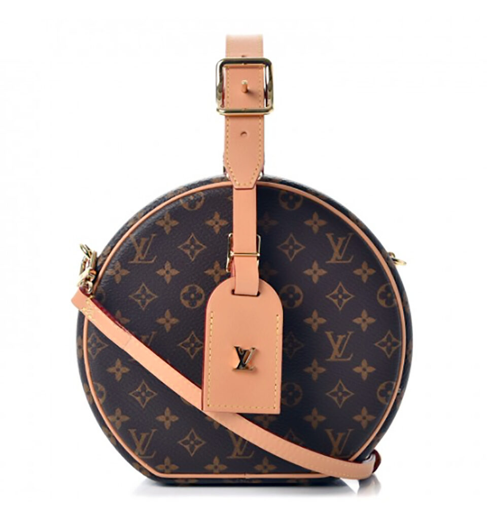 LOUIS VUITTON Monogram 'Boite Chapeau'. Original Quality Bag including gift box, care book, dust bag, authenticity card. Small yet practical, the iconic hatbox, LOUIS VUITTON Monogram Boite Chapeau is re-imagined as an adorable day-to-evening bag. | CRIS&COCO Authentic Quality bags and Accessories