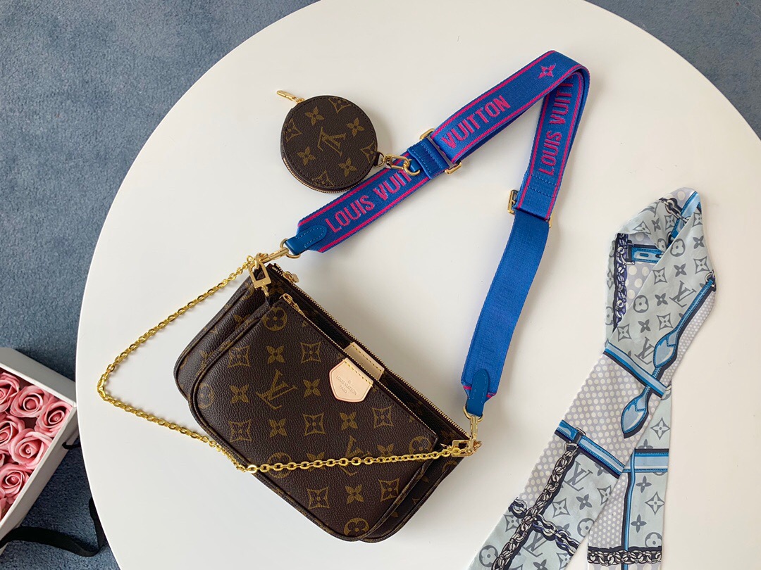 LOUIS VUITTON Monogram Multi Pochette Accessoires - CRIS&COCO LOUIS VUITTON Monogram Multi Pochette Accessories. Authentic Quality Bag with literature, dust bag and authenticity card. The hottest bag of the season, the LV Monogram Multi Pochette features a hybrid of Pochettes in varying sizes coated in LV’s monogram canvas leather. The Pochette Accessoires, Mini Pochette Accessoires, and round coin purse also come with a removable Louis Vuitton inscribed Khaki strap and gold-tone chain. | CRIS&COCO Authentic Quality bags and Accessories