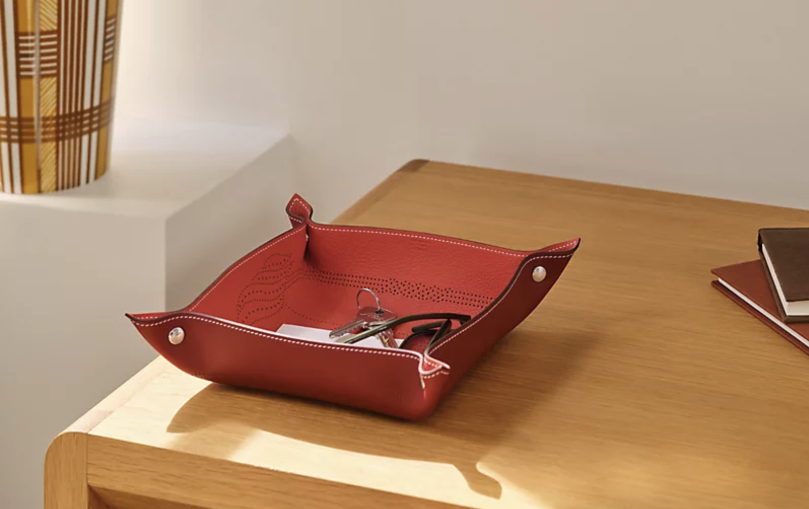 Replica Mises et Relances tray styled next to FENDI sunglasses Replica Mises et Relances tray styled next to FENDI sunglasses